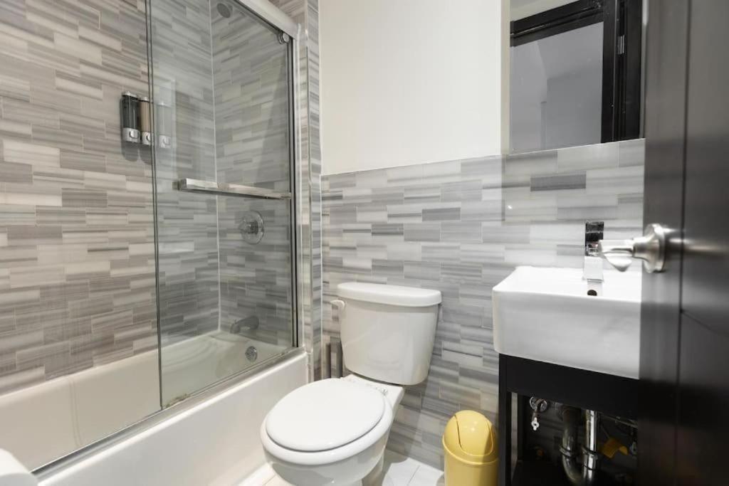 Stylish 5 Bedroom Apt In Nyc! New York