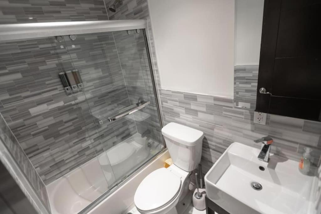 Stylish 5 Bedroom Apt In Nyc! Apartment *